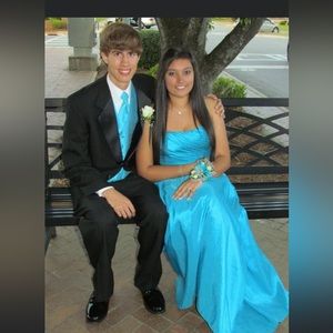 Juliet corseted blue prom dress mermaid style